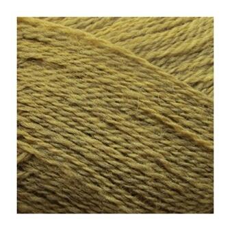 Isager Highland Wool Curry er en varm, meleret og naturlig farve. Highland Wool Curry er meget anvendelig og passer med mange farver i Highland Wool-serien.