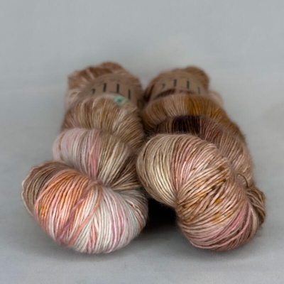 LITLG Singles Tawney