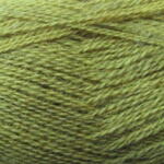 Farve 40 fra Isager Alpaca 1 har et frisk gulgrønt spil.